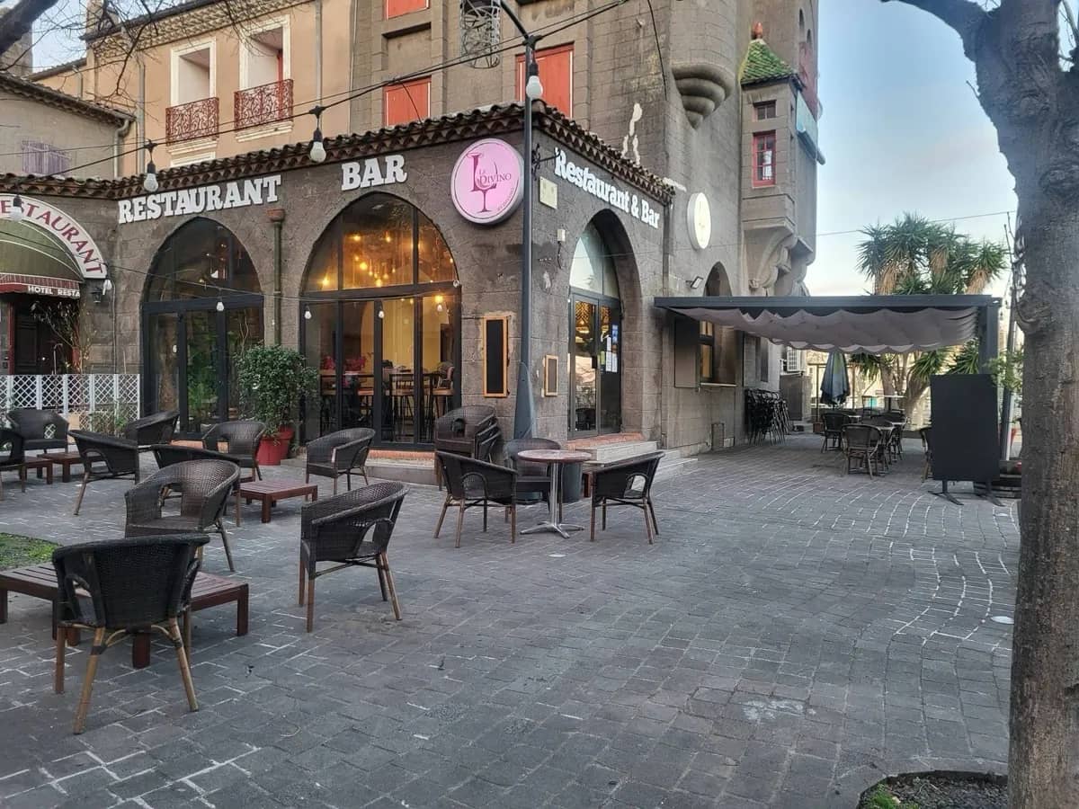 Restaurant Le Divino de nuit place Jean Jaurès Agde